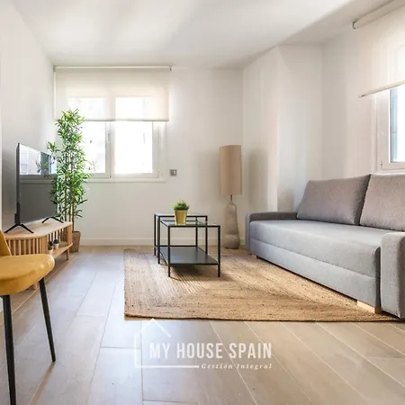 Myhousespain - Salustio Χιχόν